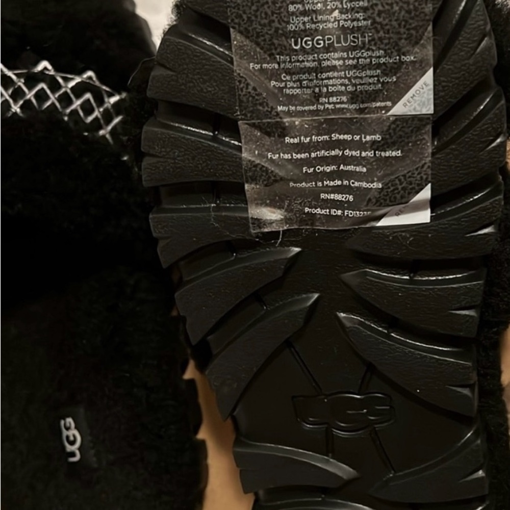 UGG Cozetta Braid Slippers - Picture 4 of 9